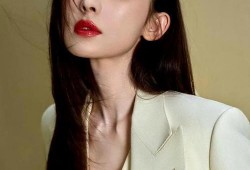 女星黑料女曝吃瓜网站,女星黑料曝光，吃瓜网站成焦点